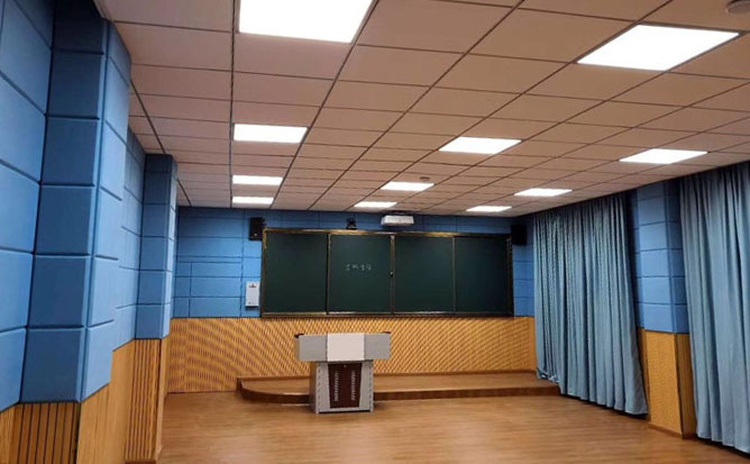 四川達(dá)州教室軟包吸音板聲學(xué)工程-2